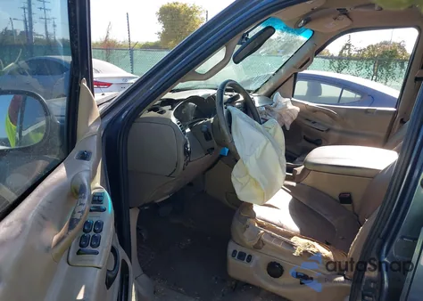 2001 Ford Expedition Eddie Bauer from USA, damaged, VIN 1FMRU17L71LB24053